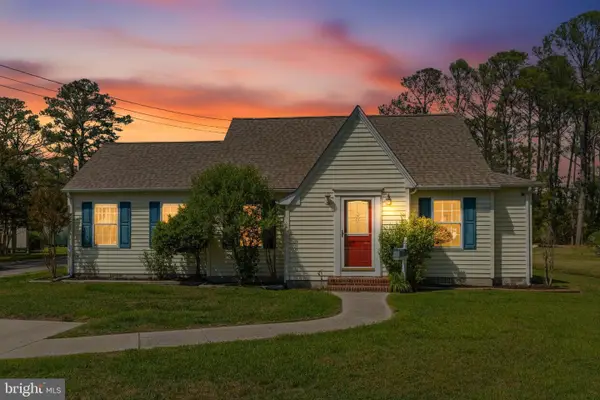 20 Hall Hwy, CRISFIELD, MD 21817