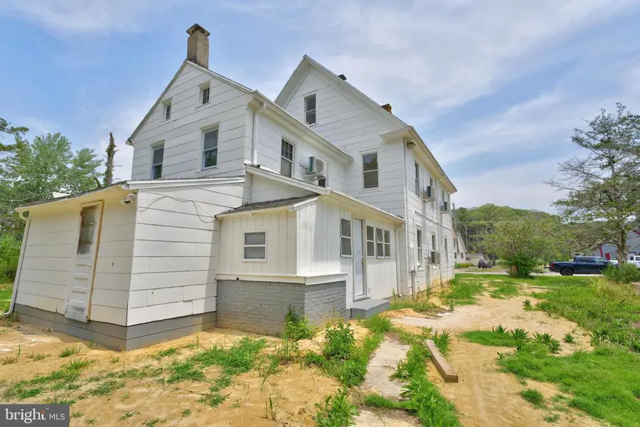 272 S Somerset Ave, Crisfield, MD 21817 - #3