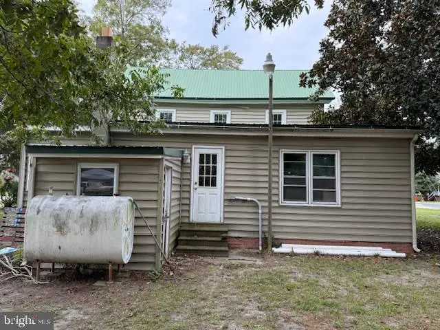 103 S Somerset Ave, Crisfield, MD 21817 - #2