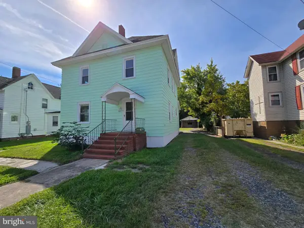 3 Standard Ave, CRISFIELD, MD 21817