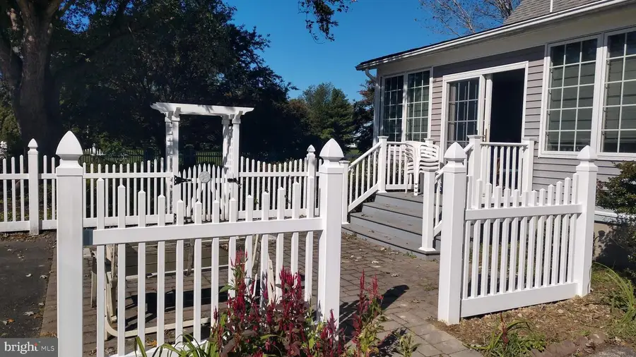 22539 Indian Point Rd, Bozman, MD 21612 - #2