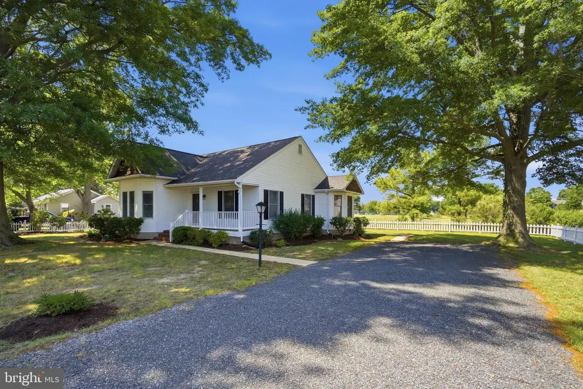 105 Pier St E, Oxford, MD 21654 - #1