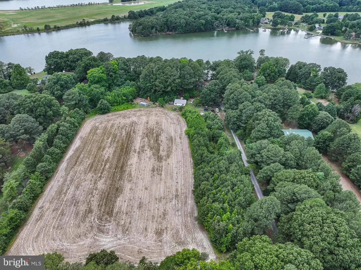 9020 Bozman Neavitt Rd, Saint Michaels, MD 21663 - #1