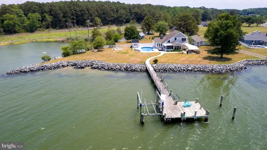 1724 Ferry Point Ct, Trappe, MD 21673 - #2