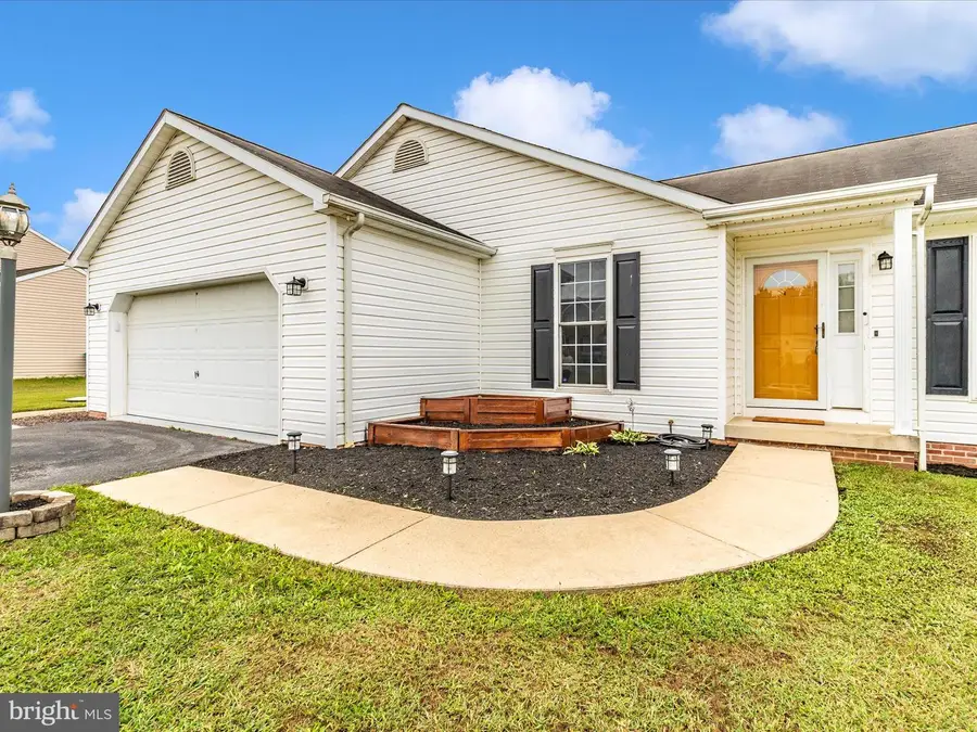 11819 White Pine Dr, Hagerstown, MD 21740 - Image #3