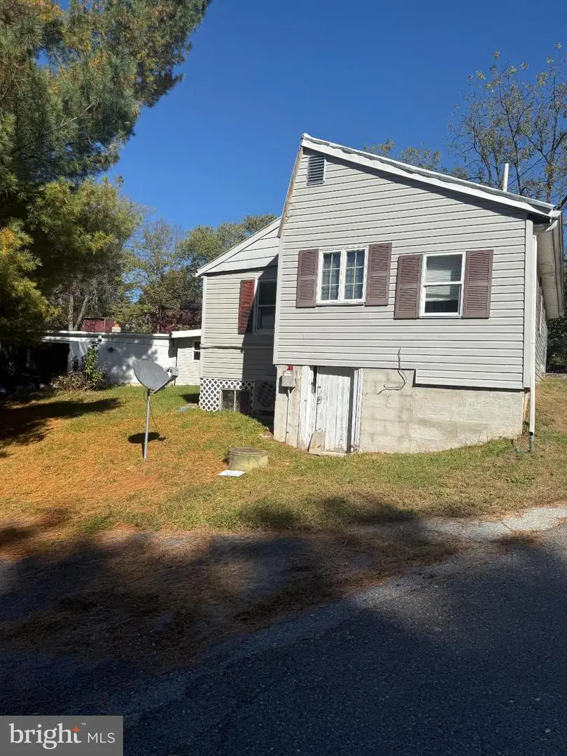 21 Bell Ln, Keedysville, MD 21756 - #2
