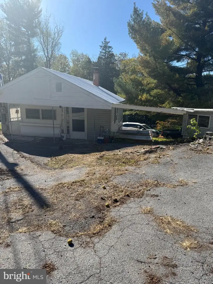 21 Bell Ln, Keedysville, MD 21756 - #3