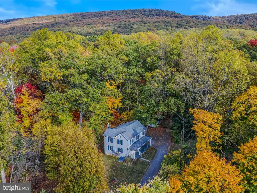 8907 Crystal Falls Dr, Boonsboro, MD 21713 - Image #3