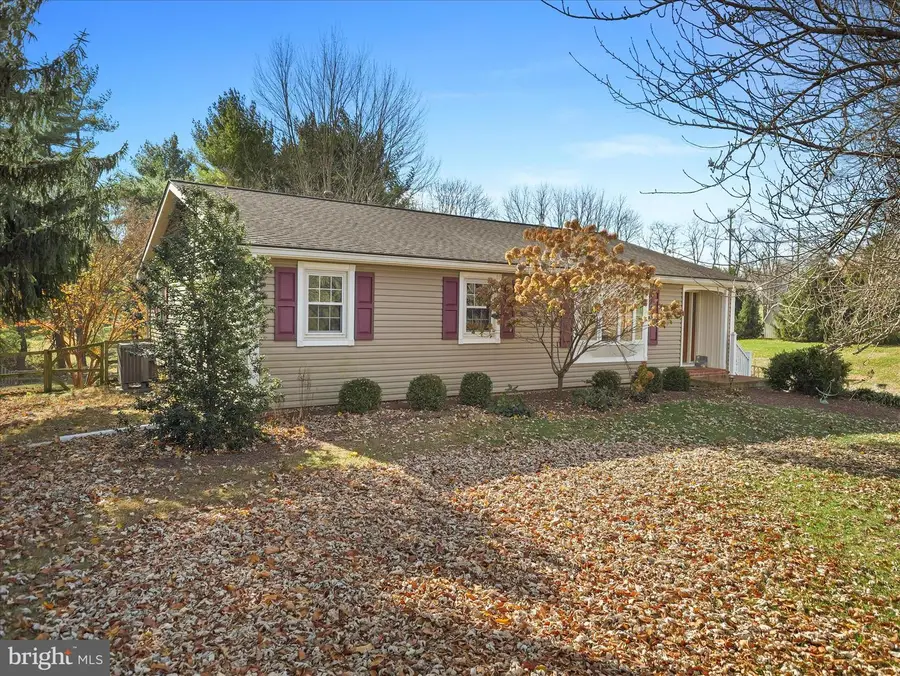 20315 Old Forge Rd, Hagerstown, MD 21742 - Image #2