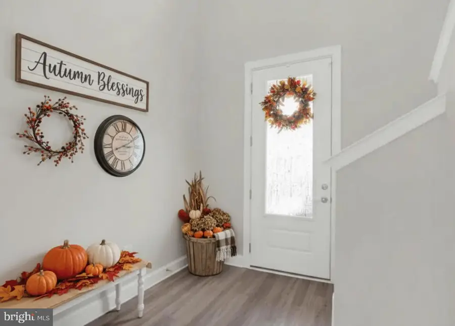 9962 Roulette Dr, Hagerstown, MD 21740 - Image #2