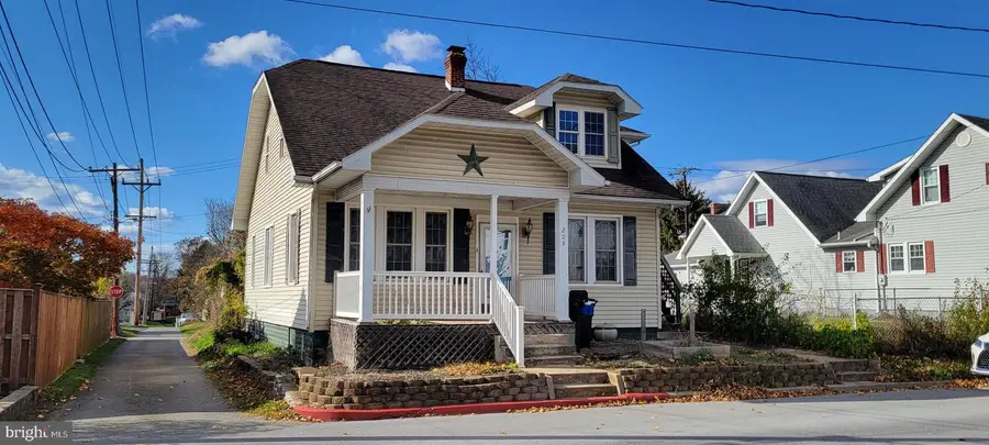 208 S Artizan St, Williamsport, MD 21795 - Image #3