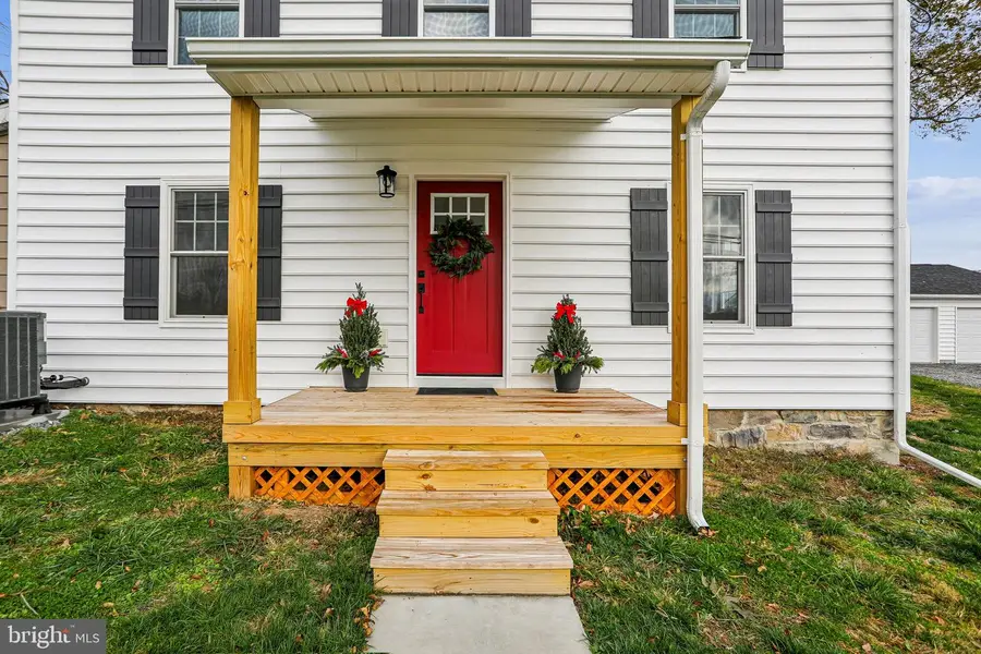 19452 Garretts Mill Rd, Knoxville, MD 21758 - Image #2