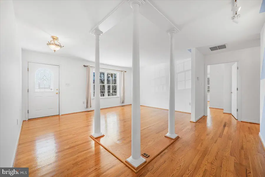 19626 Garretts Mill Rd, Knoxville, MD 21758 - Image #3