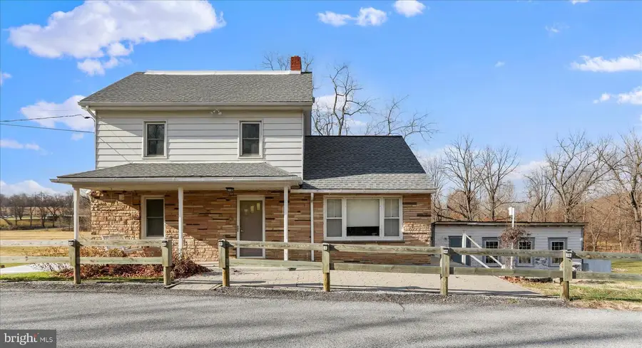 21938 Durberry Rd, Smithsburg, MD 21783 - Image #2