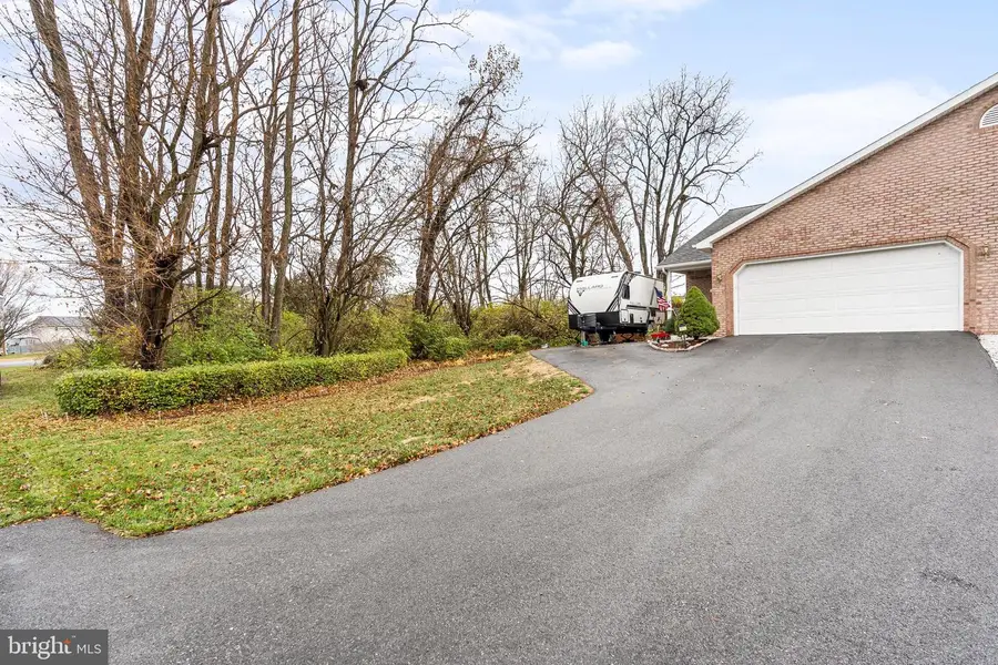 18757 Mesa Ter, Hagerstown, MD 21742 - Image #3