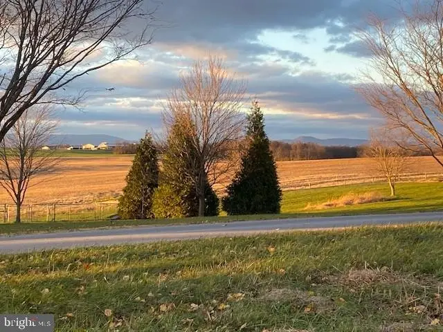 14521 Fairview Hill Ln, Clear Spring, MD 21722 - Image #2