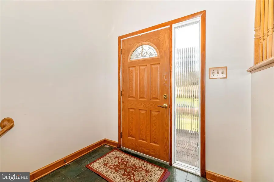 21 Bittersweet Dr, Hagerstown, MD 21740 - Image #3