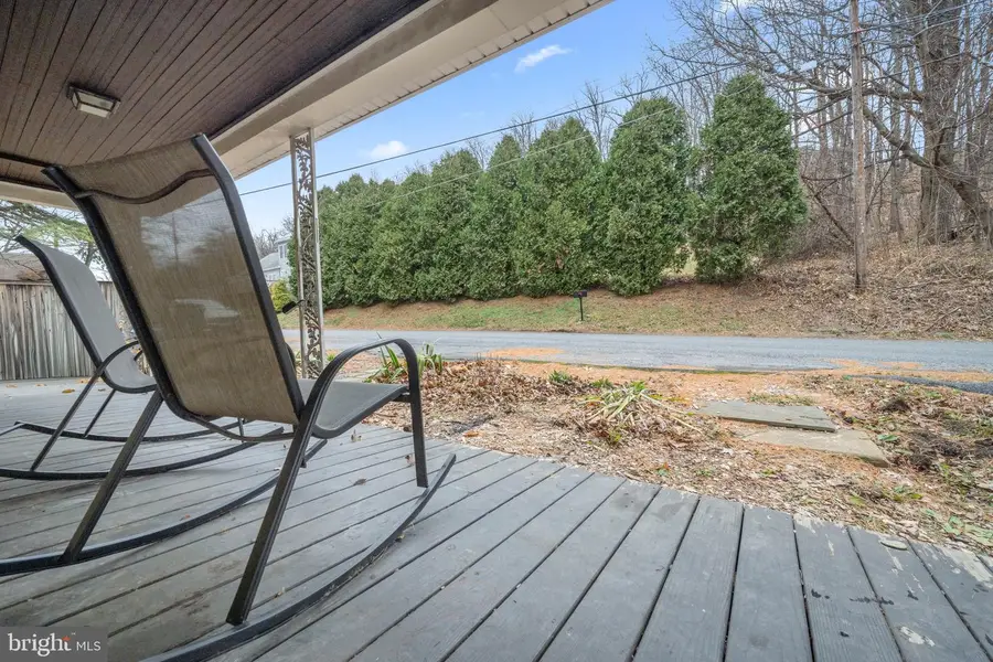 6004 Clevelandtown Rd, Boonsboro, MD 21713 - Image #2