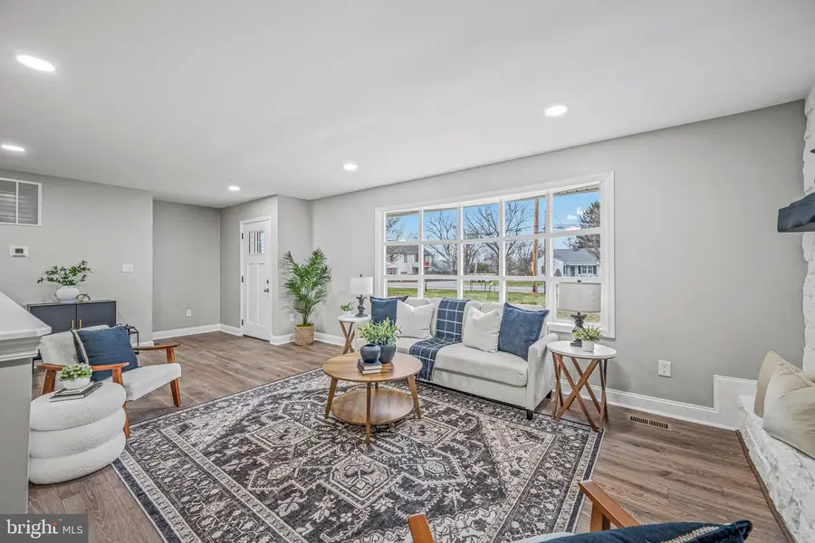 17731 Mason Dixon Rd, Hagerstown, MD 21740 - Image #2