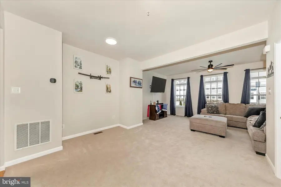 20213 Capital Ln, Hagerstown, MD 21742 - Image #3