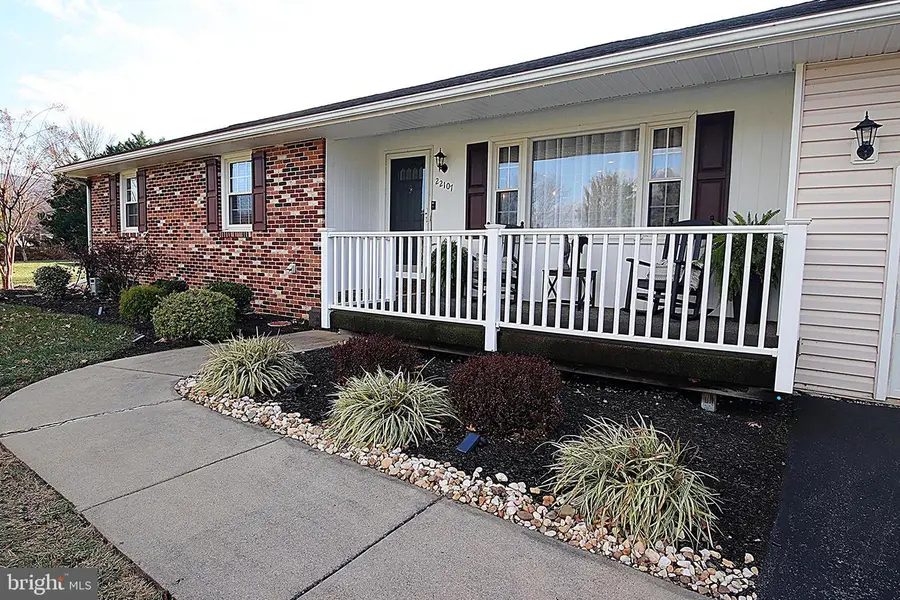 22107 Beaverbrook Dr, Smithsburg, MD 21783 - Image #3