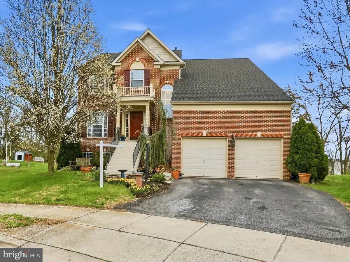 17416 Cobb Ct, Hagerstown, MD 21740 - #1