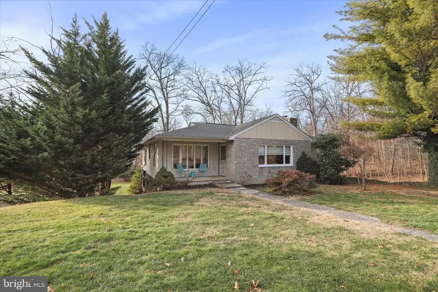 9714 Crystal Falls Dr, Hagerstown, MD 21740 - Image #2