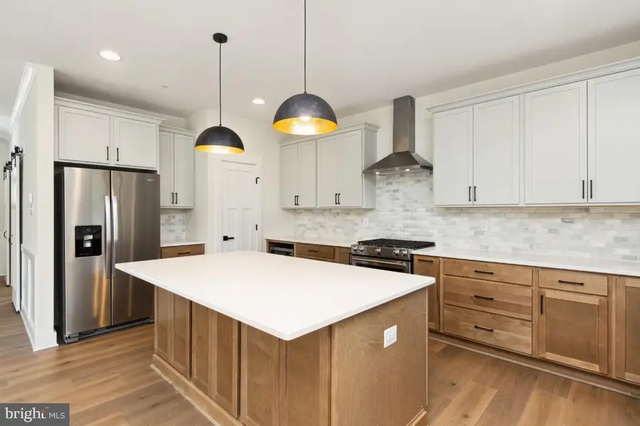 9529 Childacrest Dr, Boonsboro, MD 21713 - Image #2