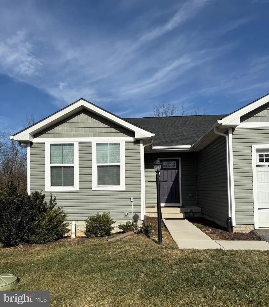 2 Charlotte St, Hagerstown, MD 21740 - #3