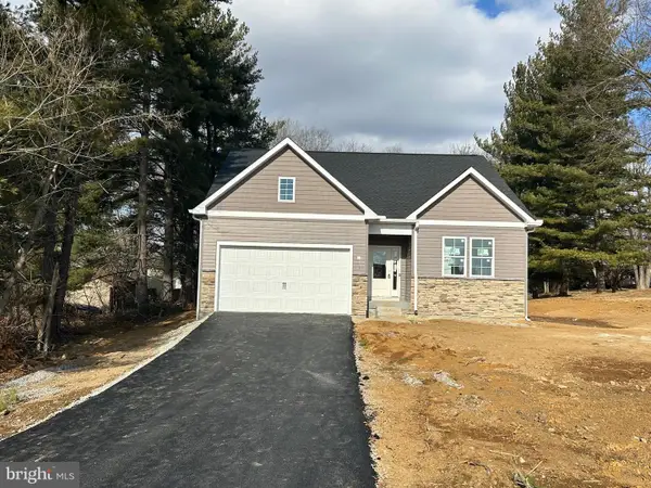 10918 Clinton Ave, HAGERSTOWN, MD 21740