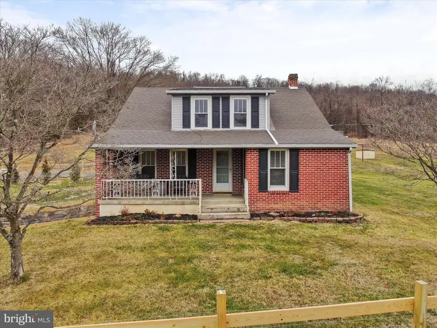 14628 Hollow Rd, Hancock, MD 21750 - Image #2