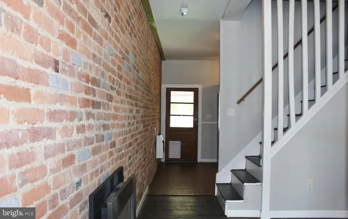 236 N Locust St, Hagerstown, MD 21740 - Image #1