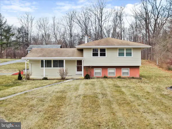 8522 Neck Rd, WILLIAMSPORT, MD 21795