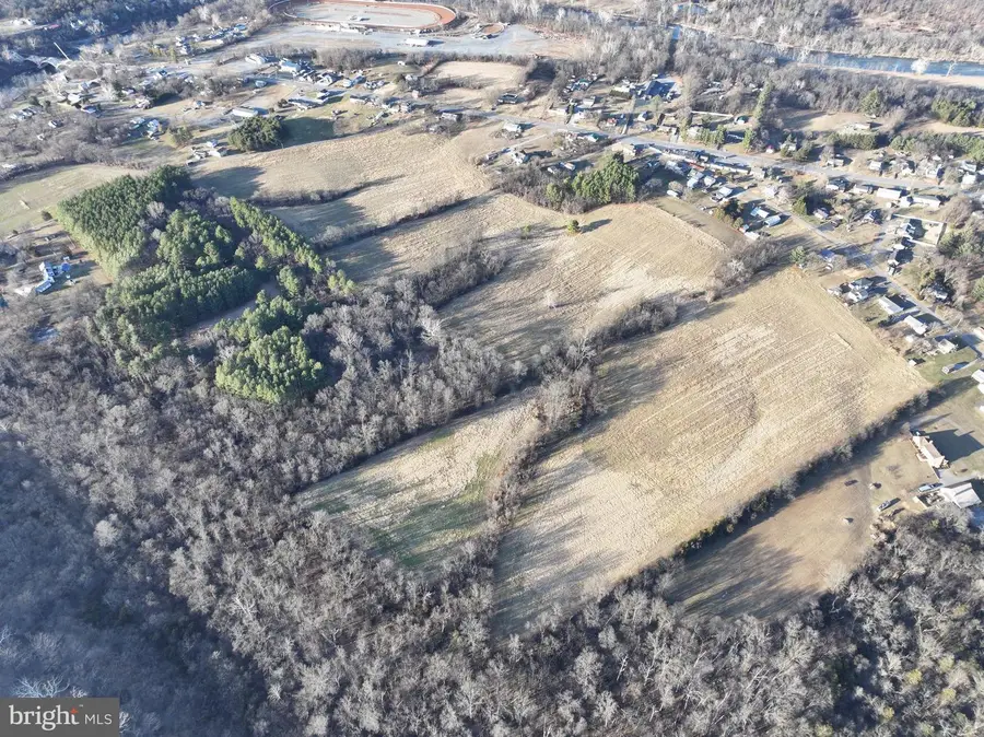 Walnut Pt W, Hagerstown, MD 21740 - Image #3