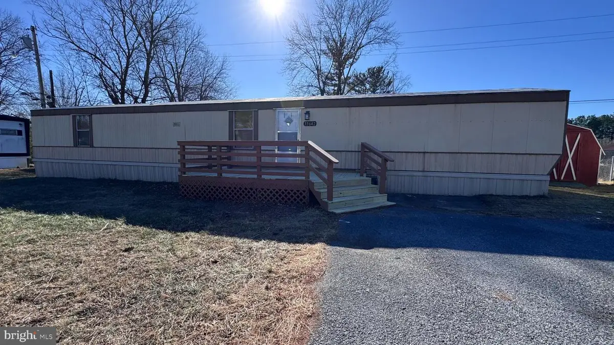 15642 Deer Lodge Dr, Hagerstown, MD 21740 - Image #1