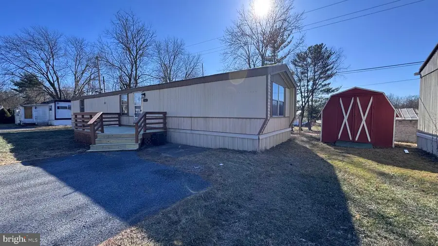 15642 Deer Lodge Dr, Hagerstown, MD 21740 - Image #3