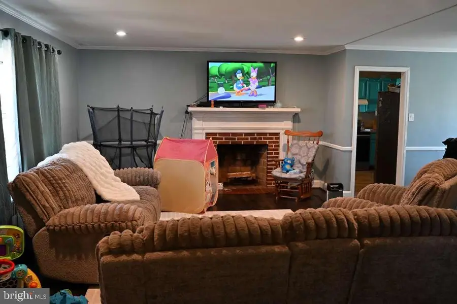 14010 Maugansville Rd, Maugansville, MD 21767 - #3