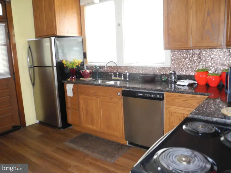 1048 Potomac St S, Hagerstown, MD 21740 - #3