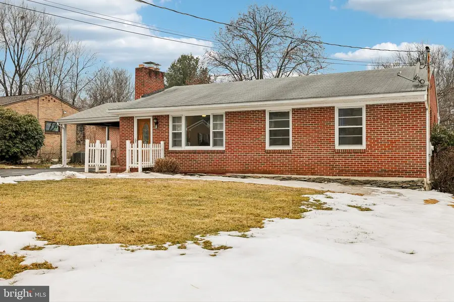 217 Woodpoint Ave, Hagerstown, MD 21740 - #3