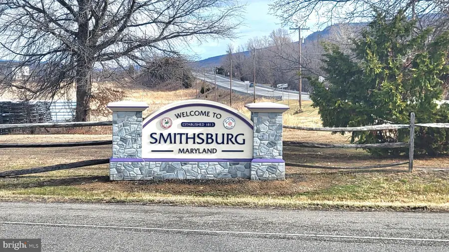 72 S Main St, Smithsburg, MD 21783 - #2