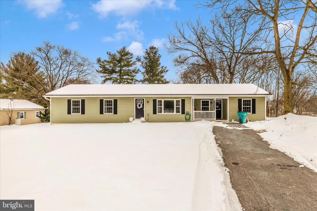 16527 Woburn Rd, Sharpsburg, MD 21782 - #1