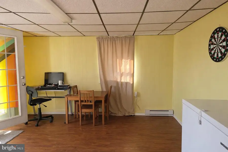 205 W High St W, Sharpsburg, MD 21782 - #3