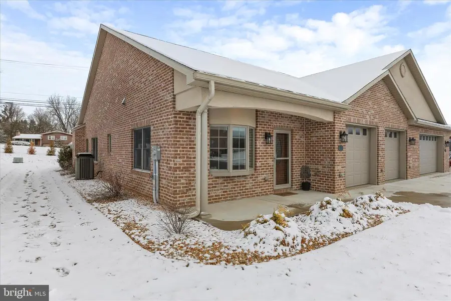 13428 Marquise Dr, Hagerstown, MD 21742 - #2