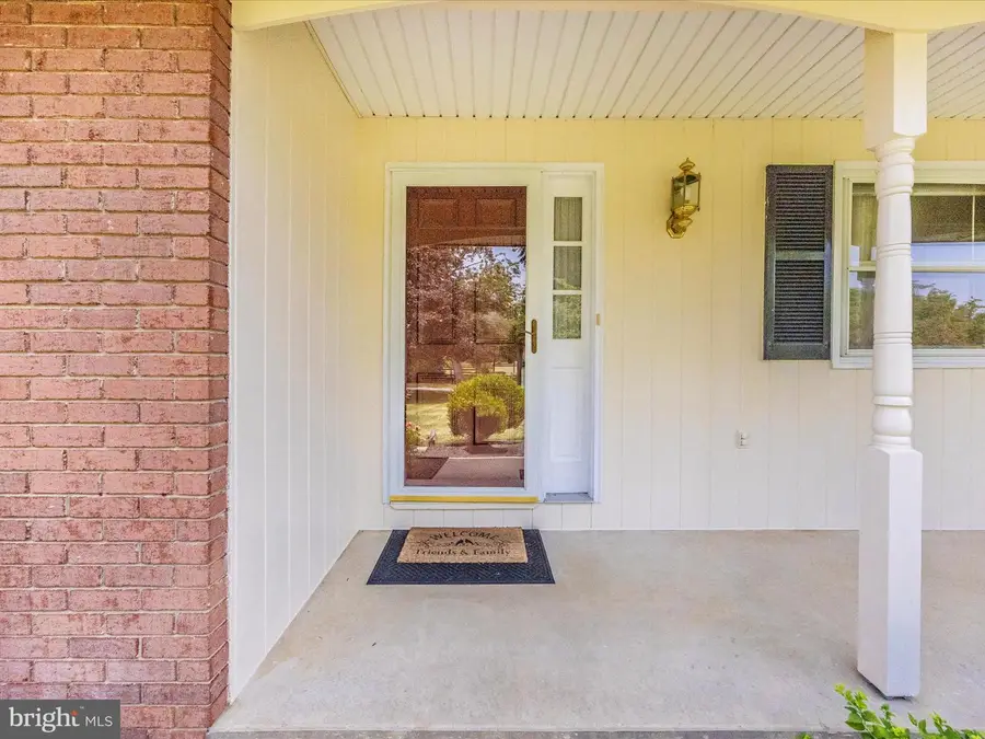 16537 Tammany Ln, Williamsport, MD 21795 - #2