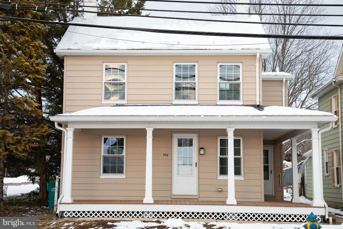 305 Main Street N, Boonsboro, MD 21713 - #1