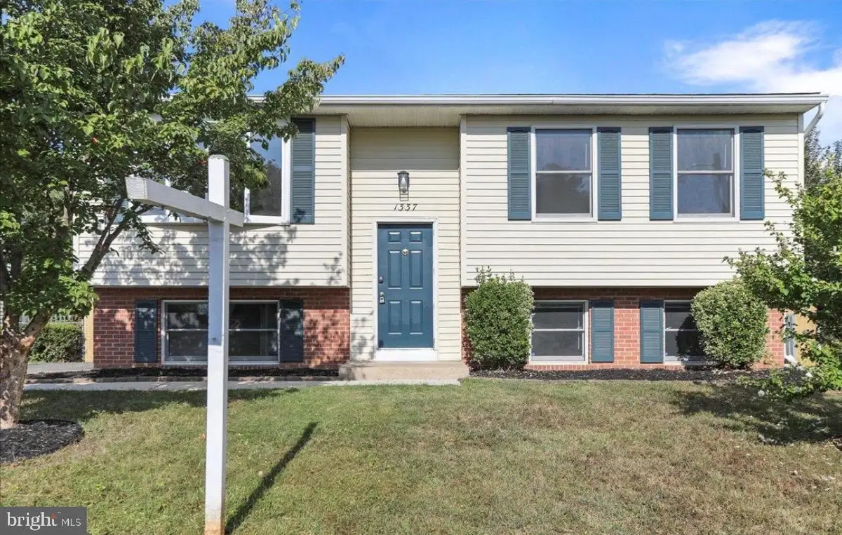 1337 Cedarwood Dr, Hagerstown, MD 21742 - #1