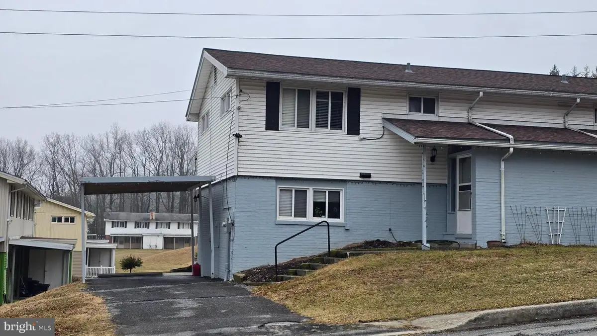 14235 Cushman Ave, Cascade, MD 21719 - #1