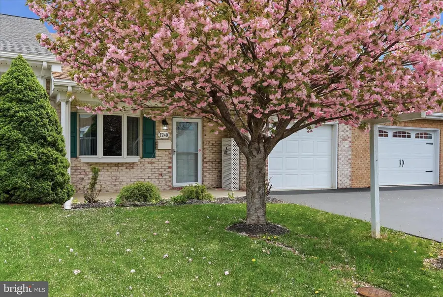 1240 Grand Legacy Dr, Hagerstown, MD 21740 - #3