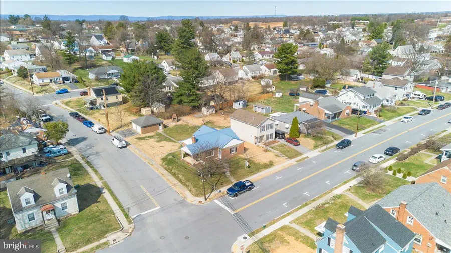301 Avon Rd, Hagerstown, MD 21740 - #3