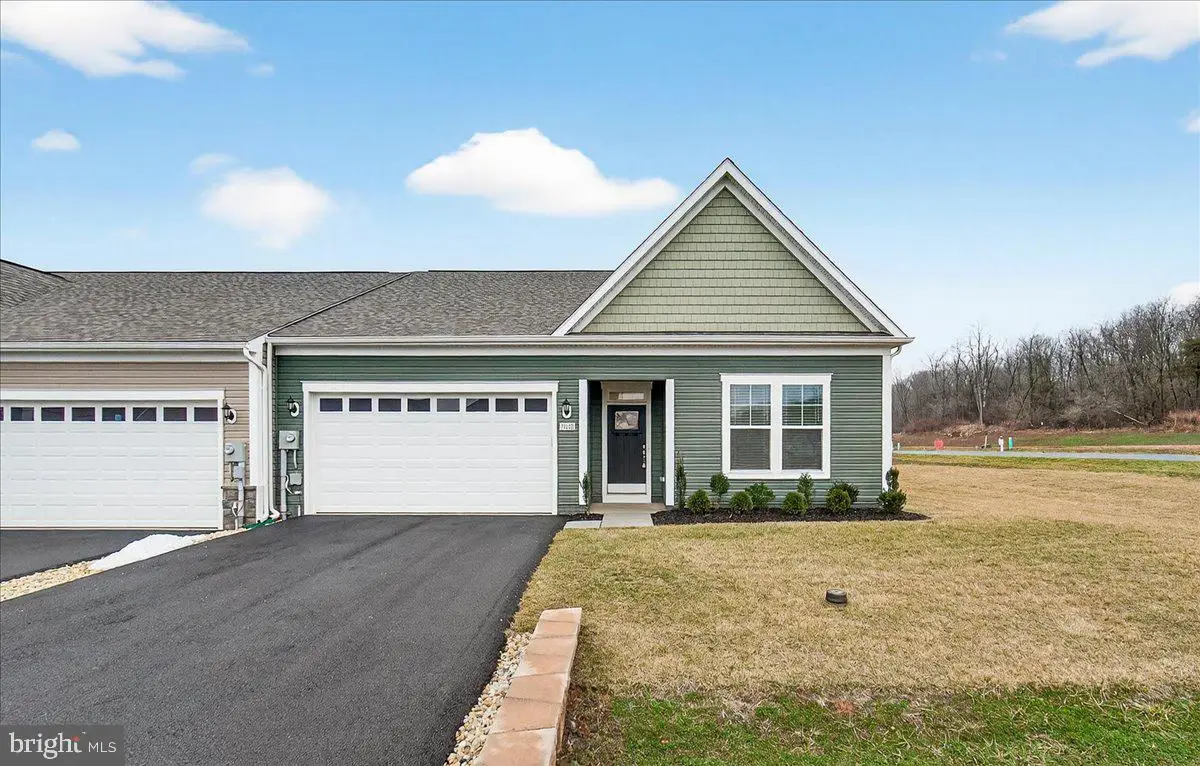 19601 Lavender Ln, Hagerstown, MD 21742 - #1